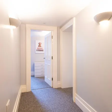 Complete Queens - Sleeps 8 With Free Parking By Prescott דירה *