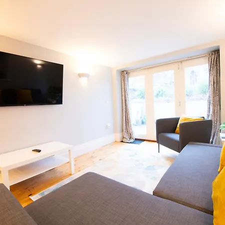 Apartman Complete Queens - Sleeps 8 With Free Parking By Prescott