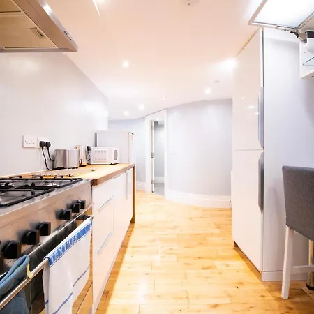 Apartman Complete Queens - Sleeps 8 With Free Parking By Prescott *